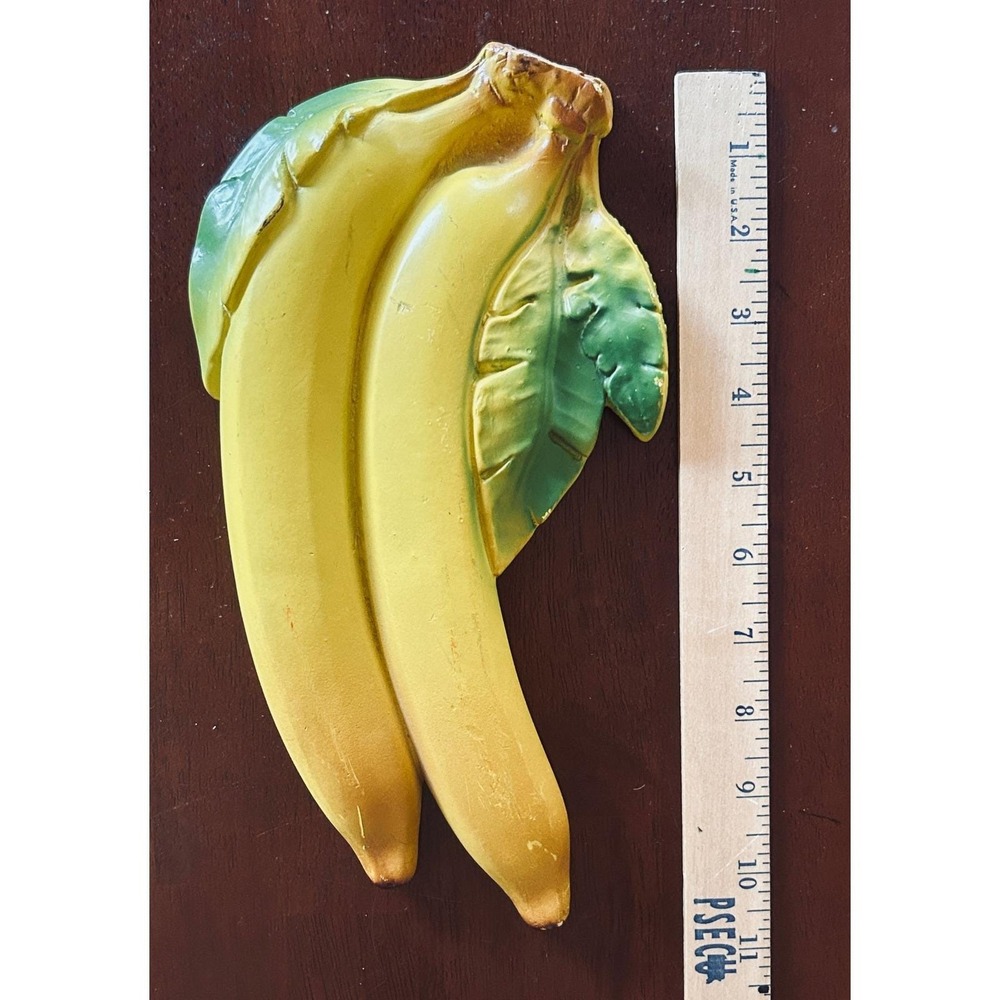 C.C.A.P Banana Wall Hanging Chalkware Kitschy MCM Grandma Farmhouse Core Vintage - Picture 6 of 6
